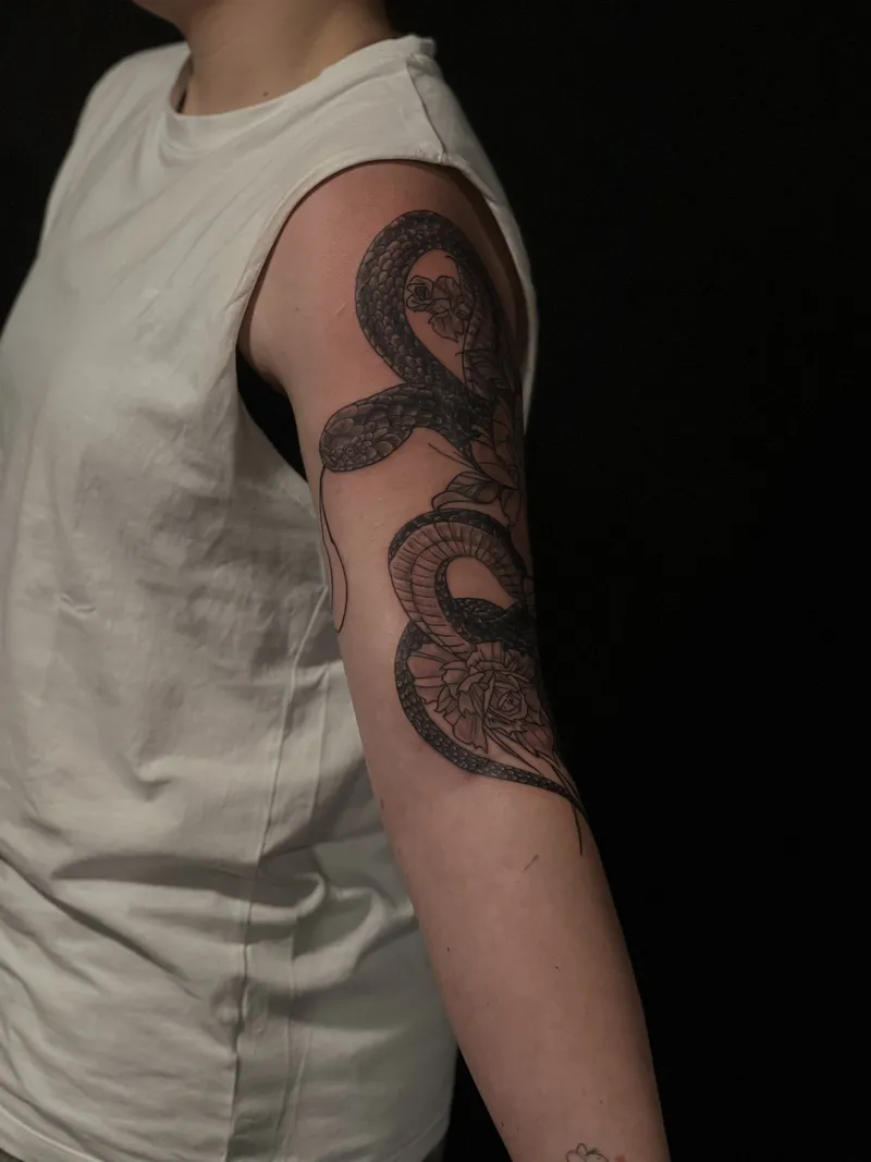 Snake & Roses